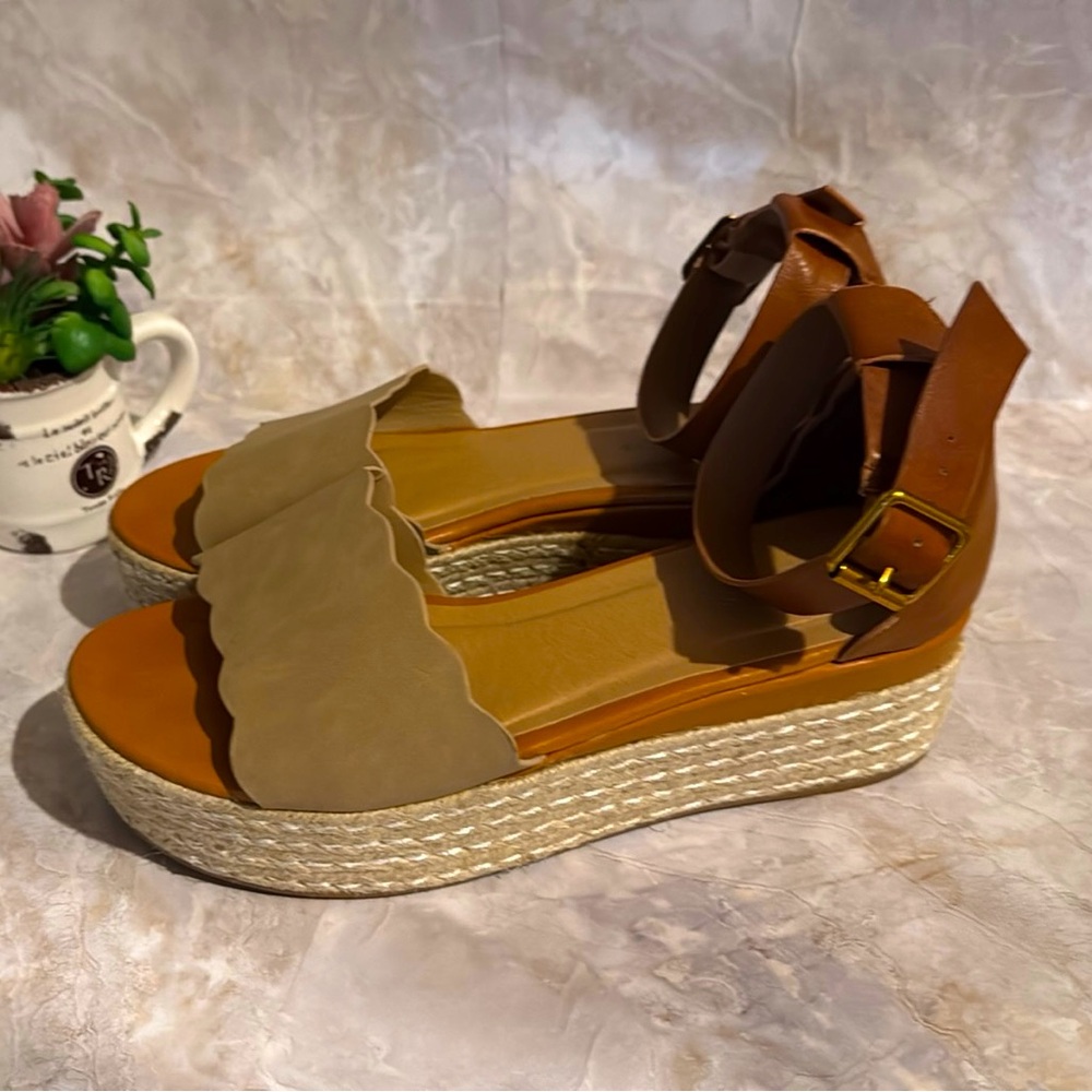 Let’s See -Two-Toned Scallop Espadrille Boho Fashion